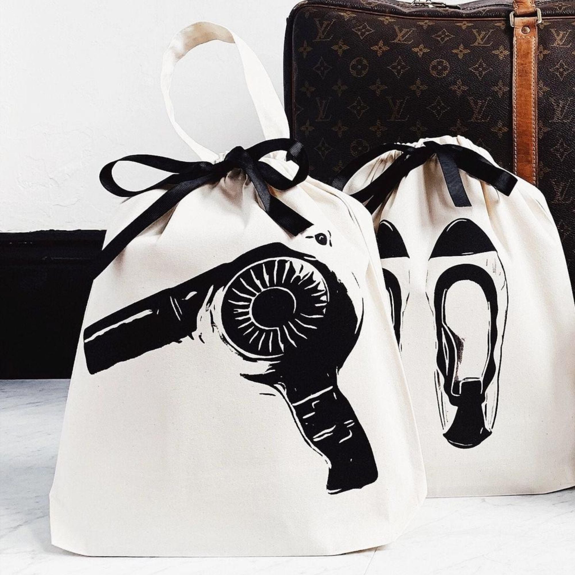 hair dryer makeup traveling bag PATTERN Beauty Luxe Beauty Carryall at Nordstrom it ensures your products stay safe and organized 1Pc Floral Print Quilted Hair